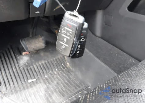 2019 Ram 1500 Laramie 4X4 5'7 Box из США, поврежденный, VIN 1C6SRFJT1KN691482